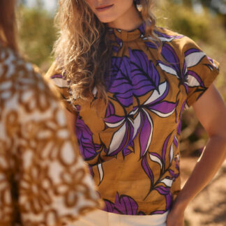 12895 - Tessa flower top - honey/purple