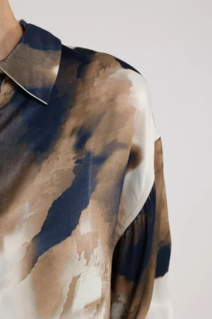 NKF02081 Coco Blouse | Sand/Navy - Afbeelding 3