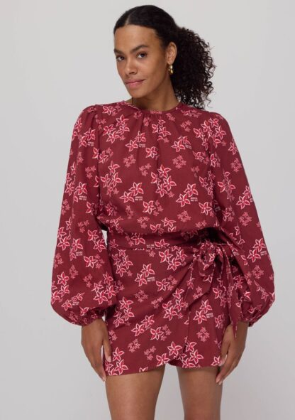 Harper & Yve Blouse Dolly Berry AW25C606