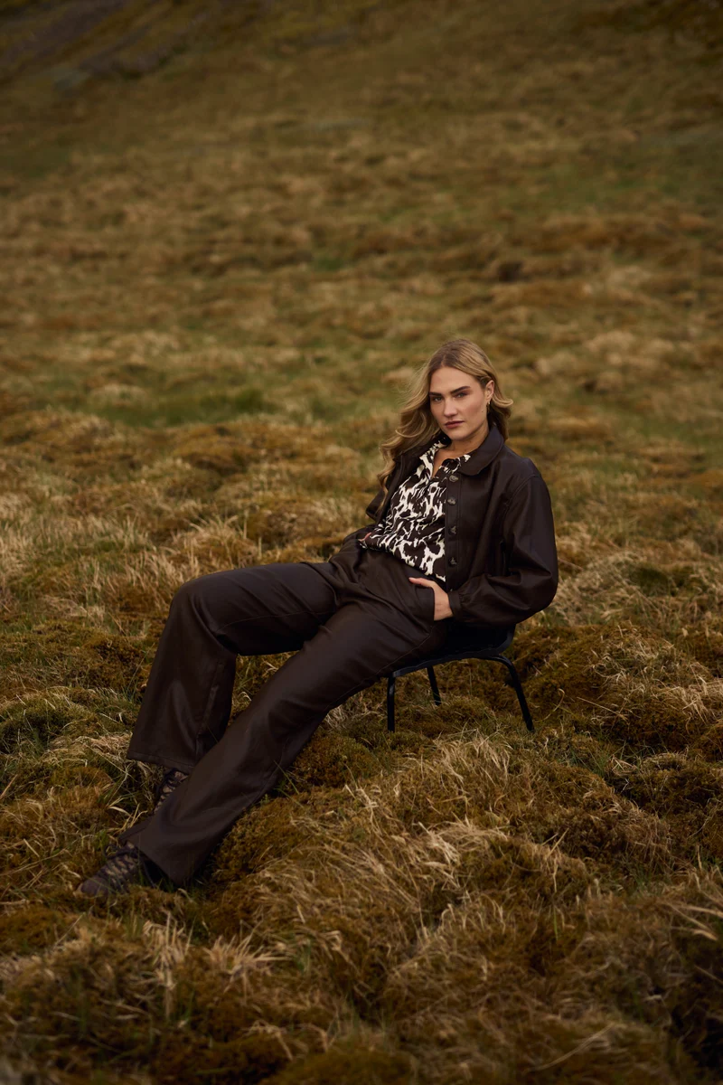 NKF09007 Fenna Pants | Dark Chocolate